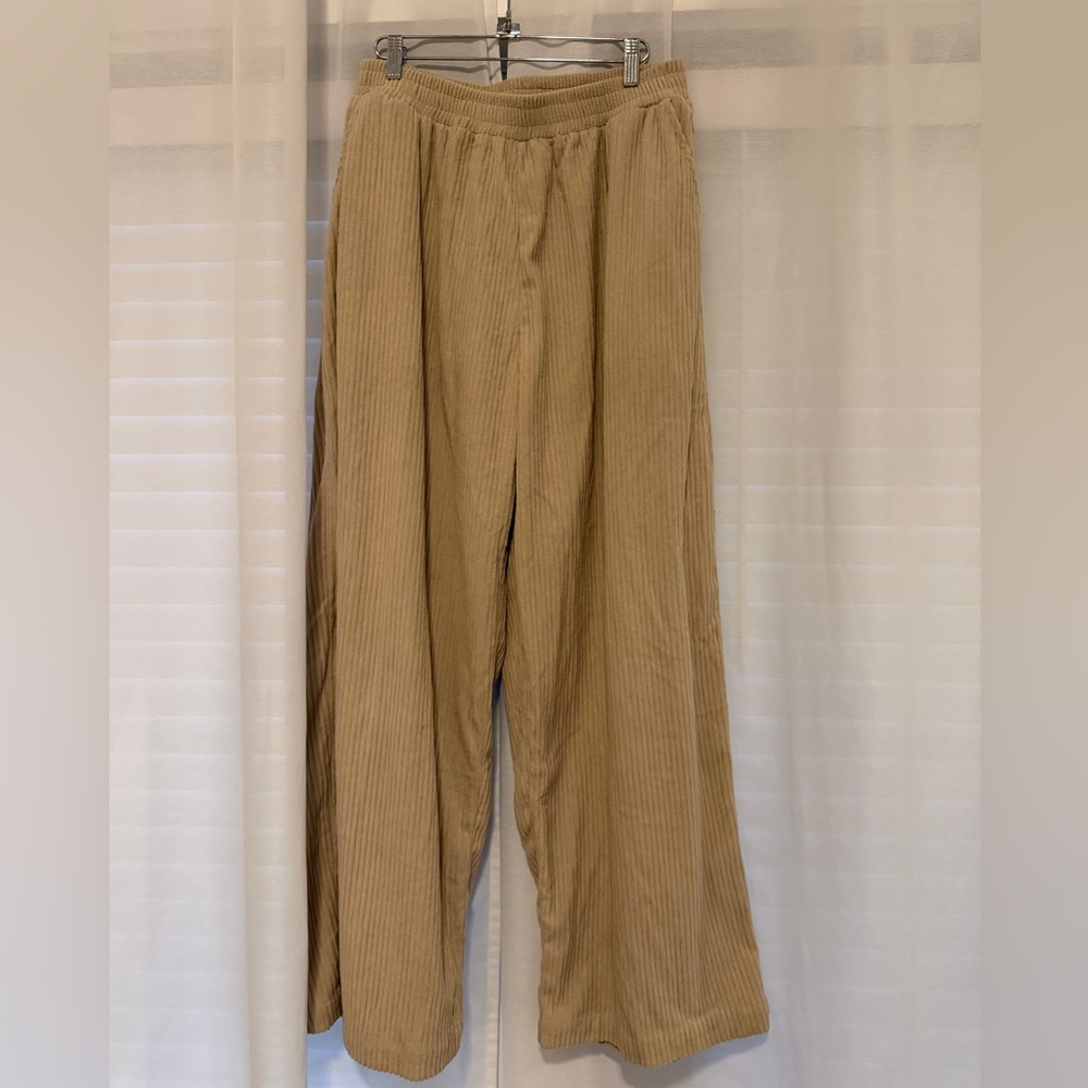 Men's Corduroy Pants in Tan